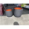 Image 1 : 2 PLASTIC ROUNDED PLANTER BOXES