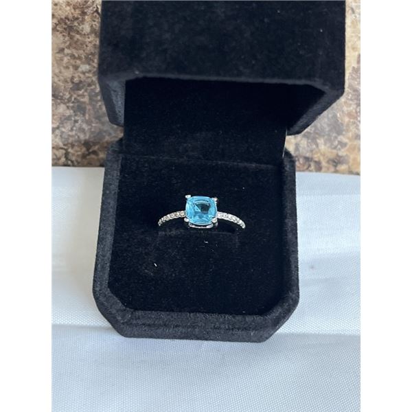 NEW PLATINUM PLATED 1.5CT CUSHION CUT BLUE SIMULATED DIAMOND (CZ) CHANEL RING SIZE 7