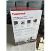 Image 2 : HONEYWELL ULTRASONIC HUMIDIFIER - TESTED WORKING, RETAIL $79