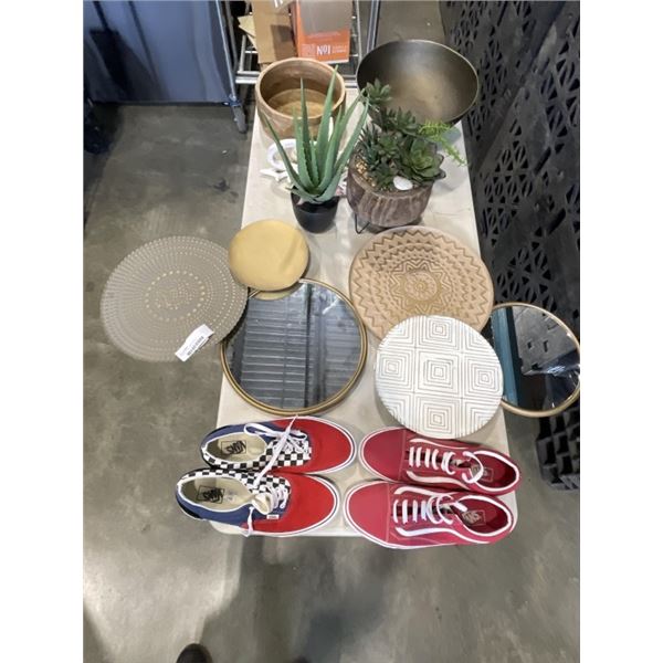 LARGE LOT OF HOME DECOR