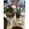 Image 3 : LARGE LOT OF HOME DECOR