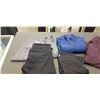 Image 2 : 3 PAIRS OF LULULEMON YOGA PANTS, 2 LULULEMON SWEATERS AND LULULEMON TOP