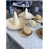 Image 2 : LOT OF STRAW HATS