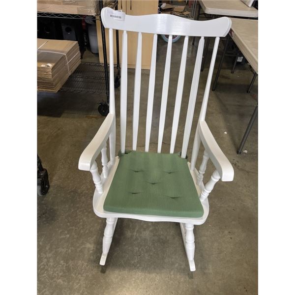 WHITE ROCKING CHAIR