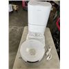 Image 1 : DREAME AUTO EMPTYING MOPPING ROBOT WORKING