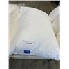 Image 3 : CASPER QUEENSIZE DUVET AND 2 CASPER PILLOWS