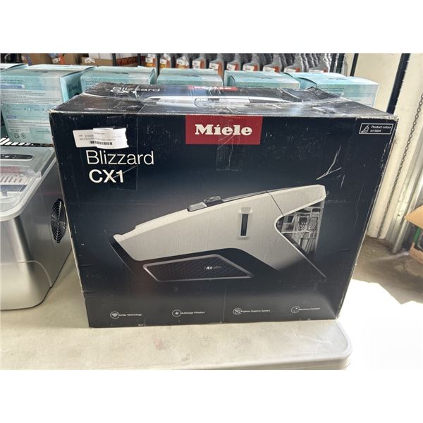 MIELE BLIZZARD CX1 CAT & DOG CANISTER VACUUM - TESTED WORKING, RETAIL $1199