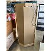 Image 4 : LIGHT WOOD CORNER CABINET WITH 2 DOORS AND GLASS SHELVES