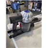 Image 3 : DYSON V7 VACUUM - WORKING W/ CHARGER