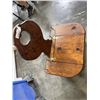 Image 3 : ANTIQUE ENTRY BENCH W/ STORAGE