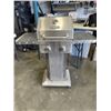 Image 5 : NXR PROPANE BBQ / TANK AND ACCESSORIES