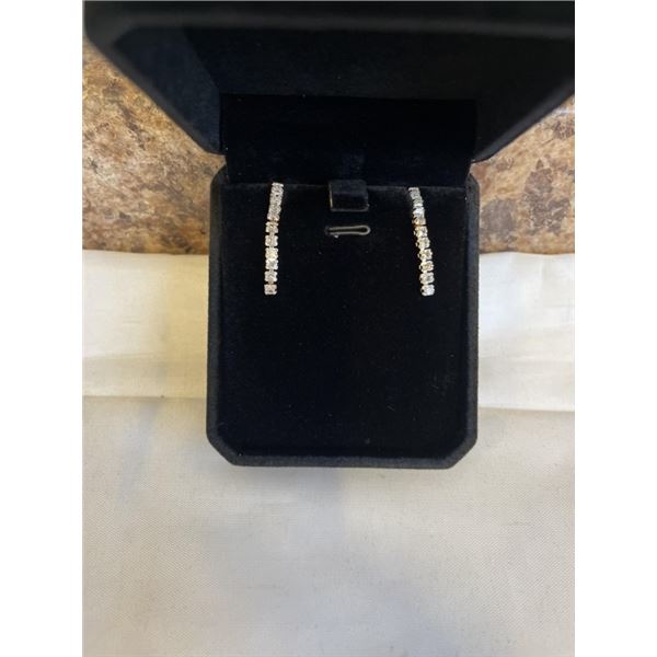 NEW 18K GOLD PLATED 2.5MM PRINCESS CUT SIMULATED DIAMOND (CZ) TASSEL EARRINGS, 1.25" LONG