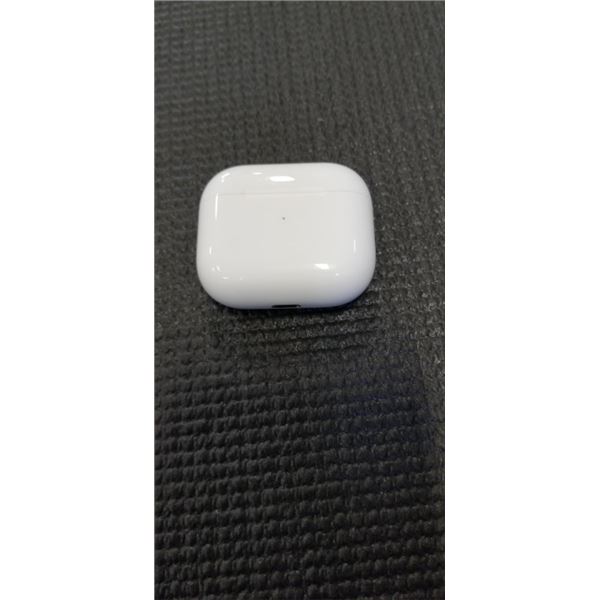 APPLE AIRPODS WITH LIGHTNING CASE - TESTED WORKING, RETAIL $279