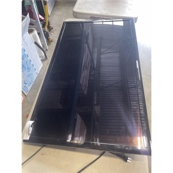 SAMSUNG 40" TV