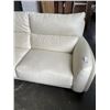 Image 3 : WHITE LEATHER SOFA