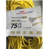 Image 2 : NEW 75 FT HEAVY DUTY LIGHTED EXTESION CORD. 12AWG/3C