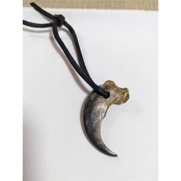 VINTAGE BEAR CLAW W/ BLACK CORD BRACELET OR HANGER