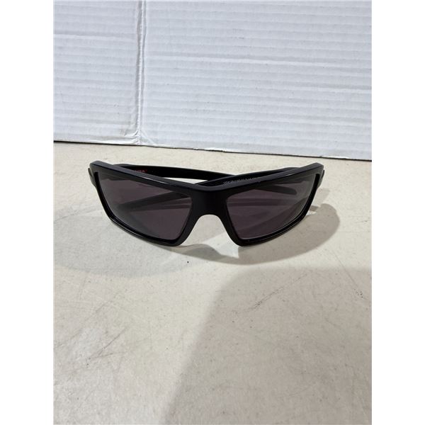 Oakley cables sunglasses