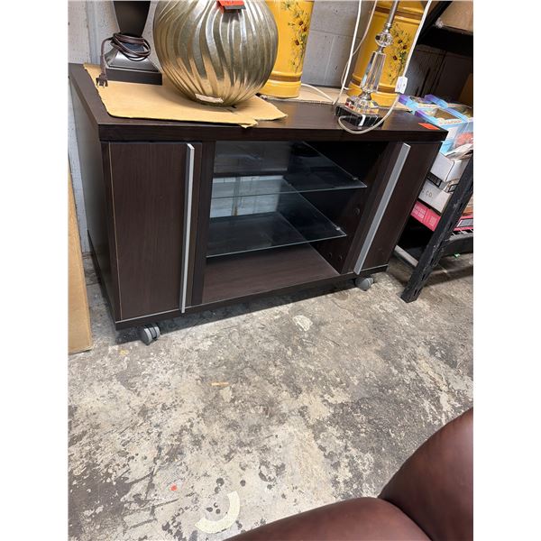 TV stand 40 1/2" x 19" x 26" tall on wheels