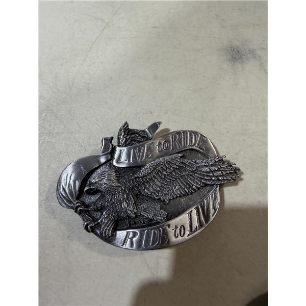 Belt buckle