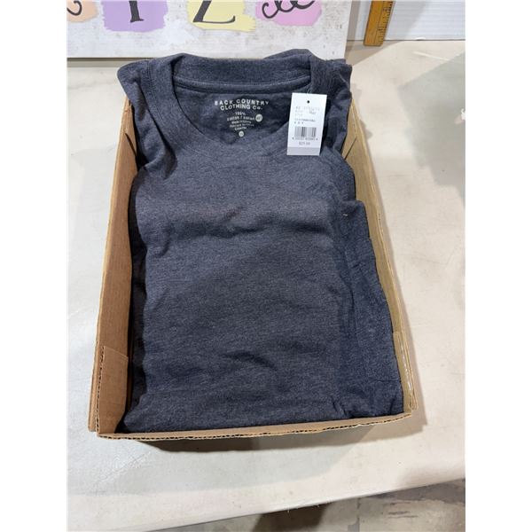 NWT Back country Clothing T-shirt, size 4X