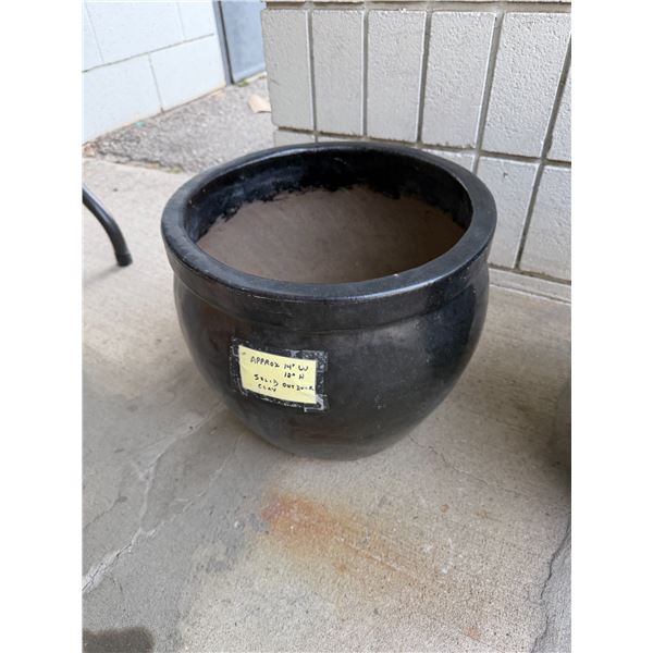 Planter 14 inches wide 12 inches tall