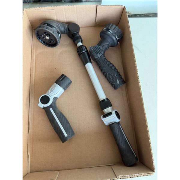 Spray nozzles