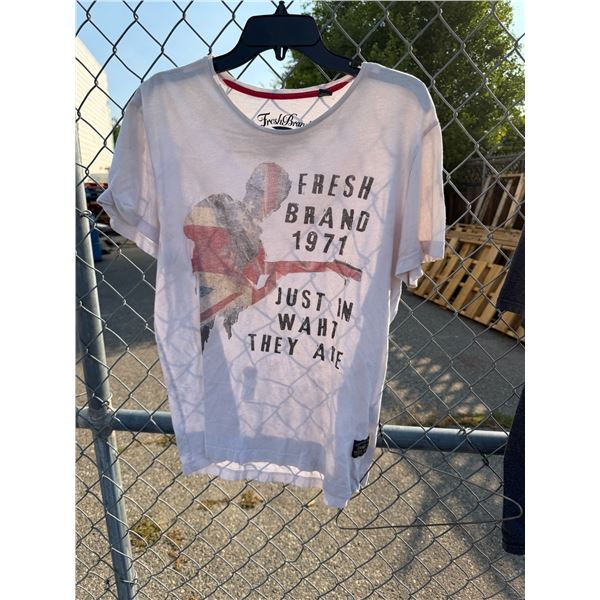 Fresh brand T-shirt