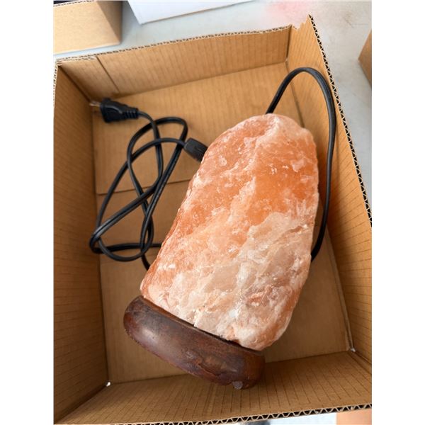 Salt lamp