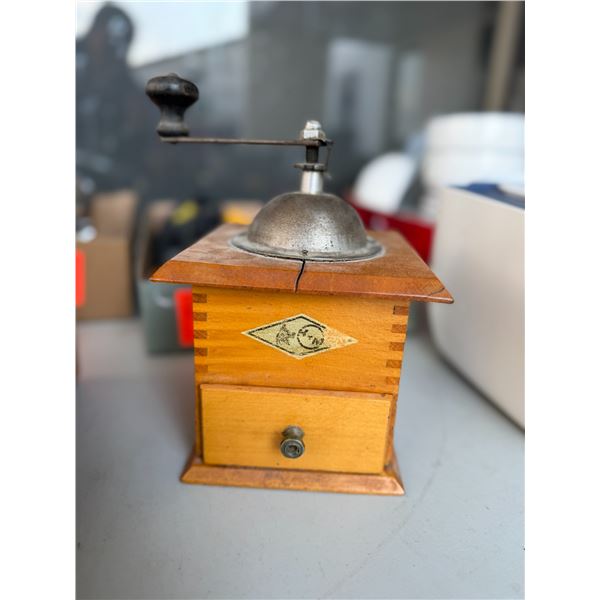 Coffee grinder