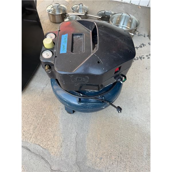 Air compressor