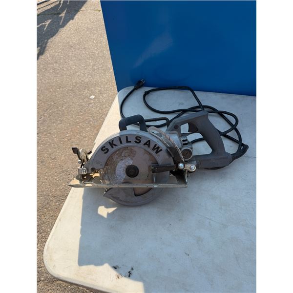 Skil saw