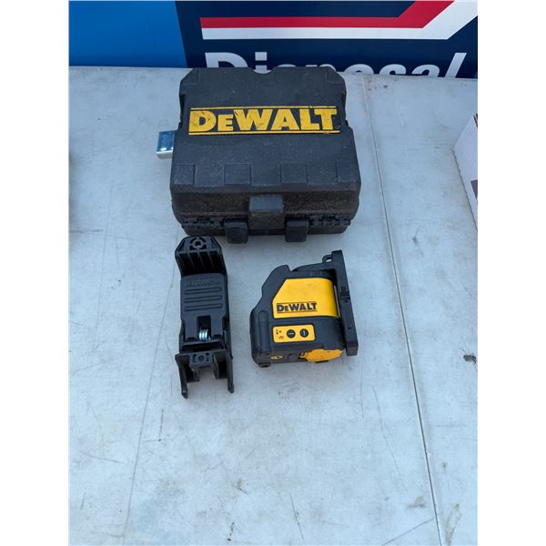 DeWalt chalk, laser item