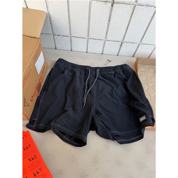 SAXX size XL