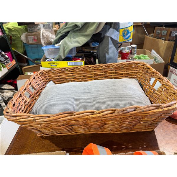 Pet bed