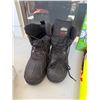 Image 1 : Boots size 12