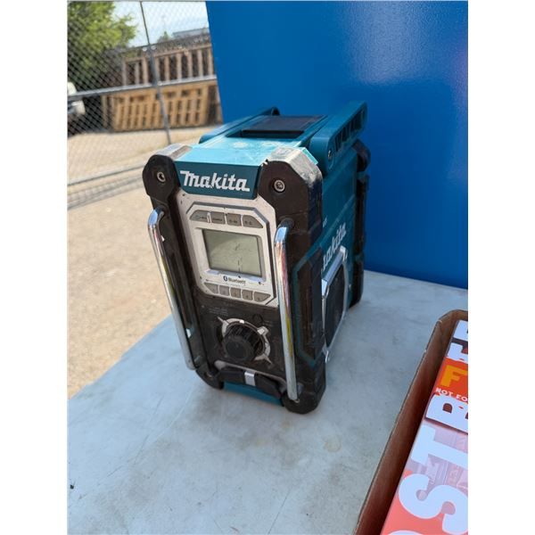 Makita Bluetooth radio