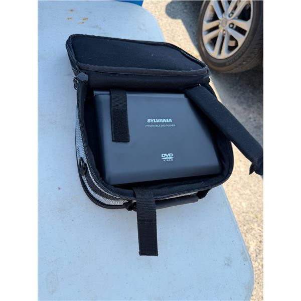 Sylvania 7 inch portable DVD play