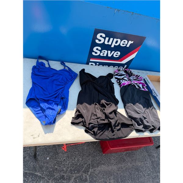 Bathing suits size 2X and other