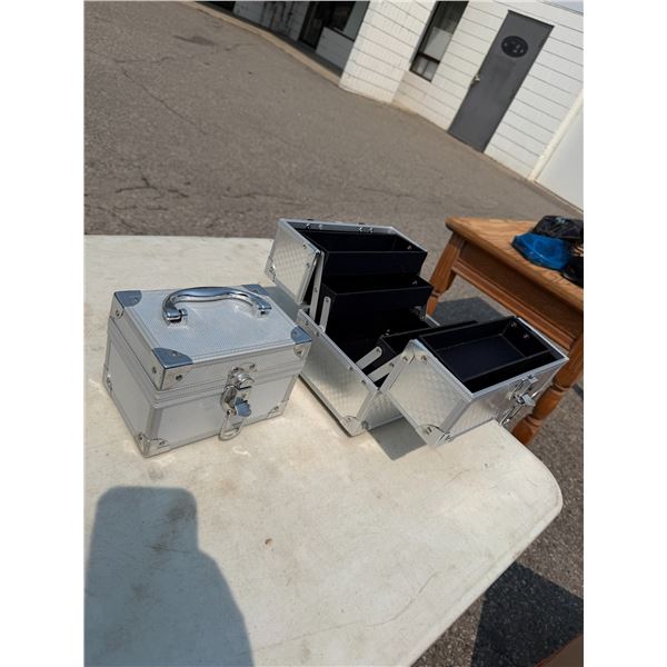 Storage boxes