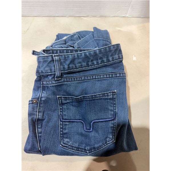 Lola jeans size 10 x 34