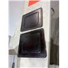 Image 1 : Serving trays