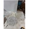 Image 1 : Serving platters