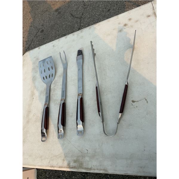 Barbecue accessories