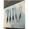 Image 1 : Barbecue accessories