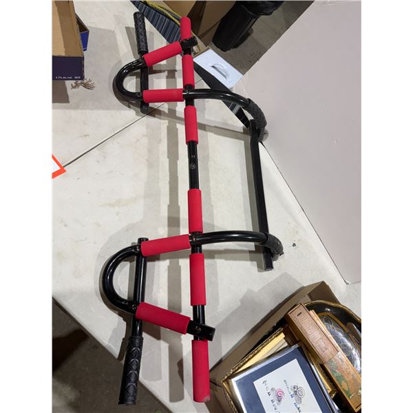 Door exercise machine