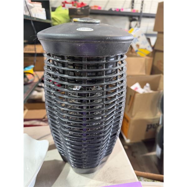 Stinger bug zapper