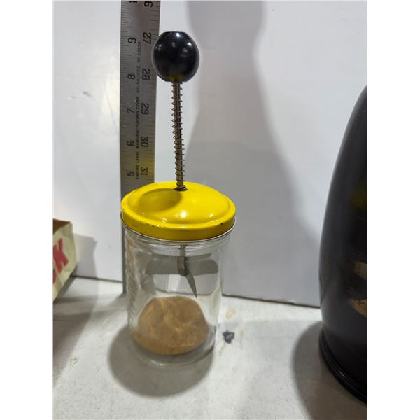 Nut chopper