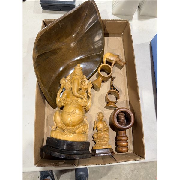 Wood carved item