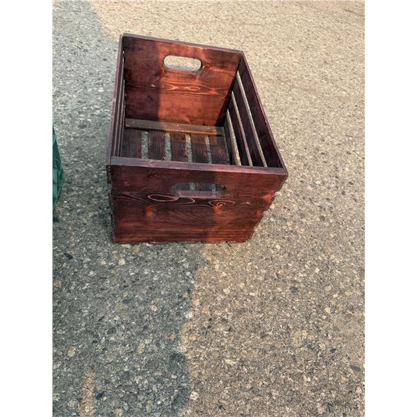 Wood crate